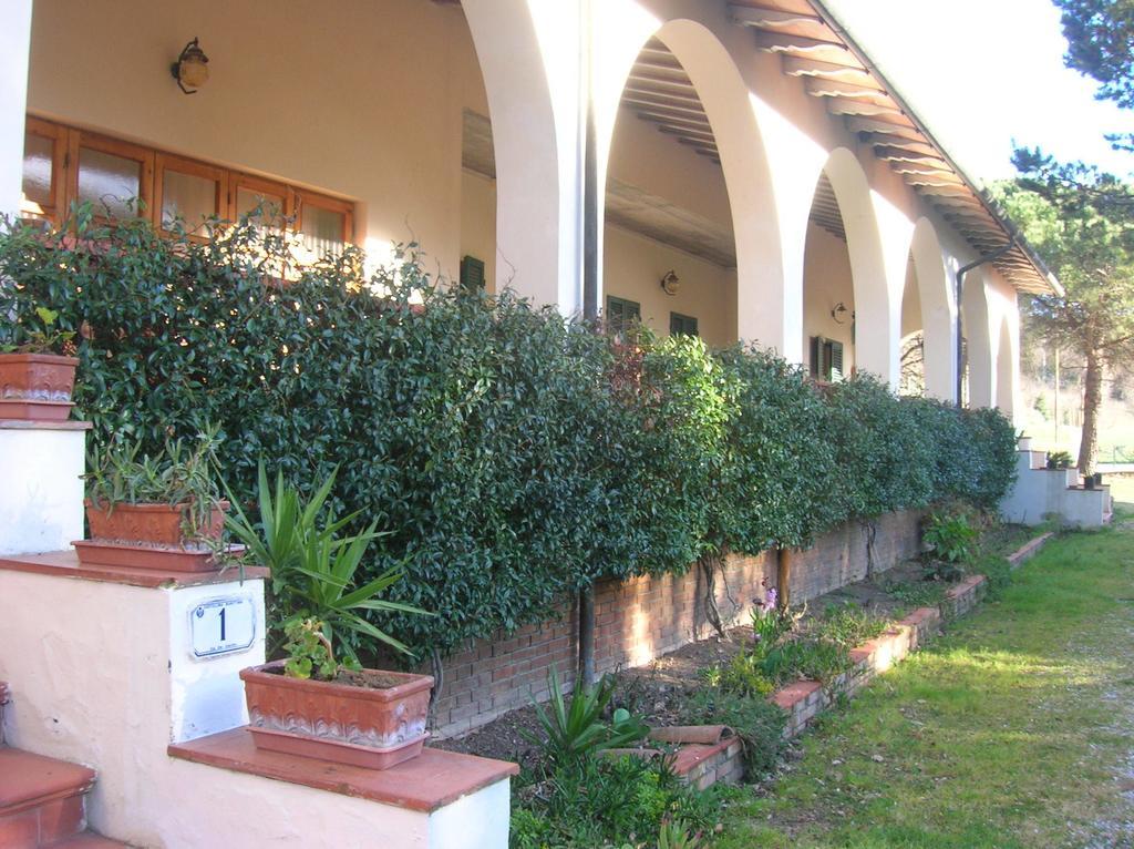 Hotel Il Poggetto Кастеллина-Мариттима Экстерьер фото