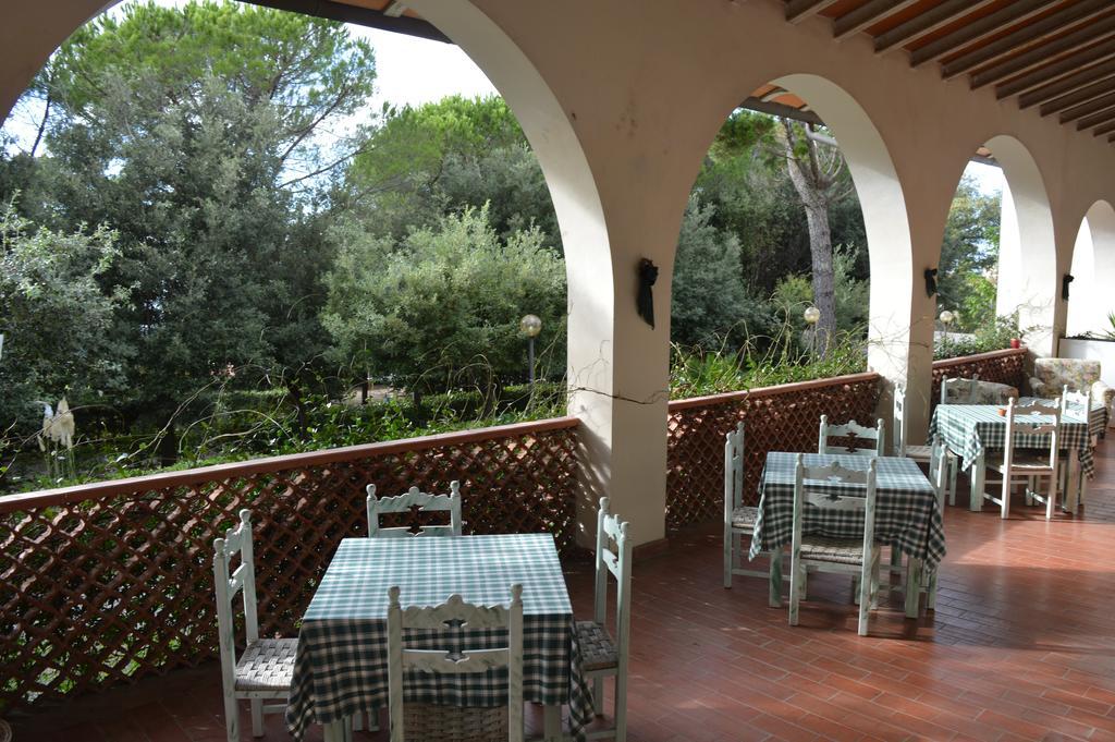 Hotel Il Poggetto Кастеллина-Мариттима Экстерьер фото