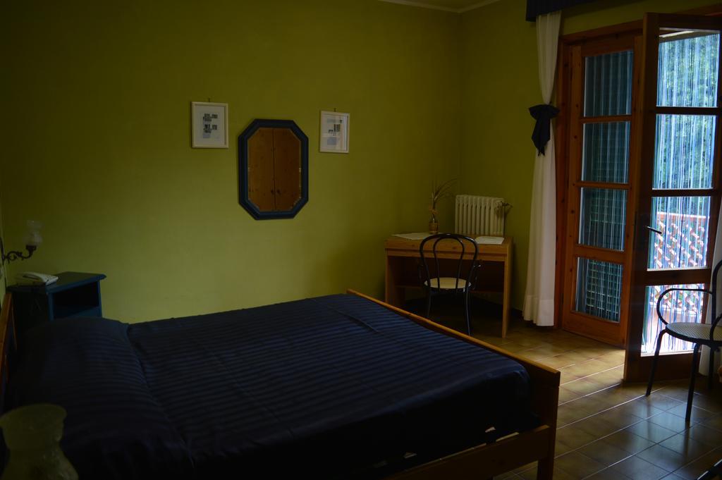 Hotel Il Poggetto Кастеллина-Мариттима Экстерьер фото